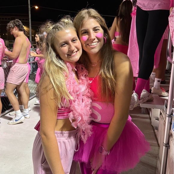 Meet your Posher, Lexi - Picture 1 of 1